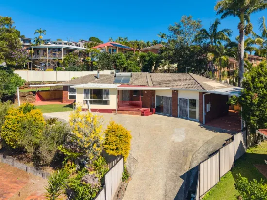 16 Honeymyrtle Drive, Banora Point, NSW 2486