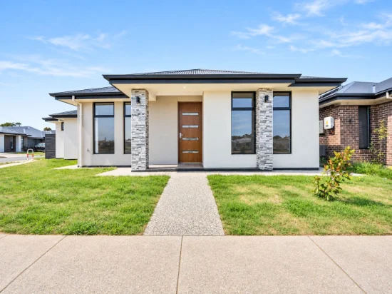 16 Horsnell Way, Andrews Farm SA 5114 - For Rent