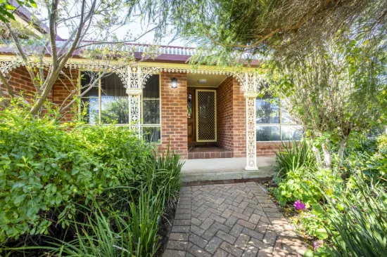 16 Ingrid Place, Dubbo, NSW 2830