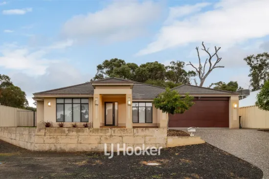 16 Jade Crescent, Dalyellup, WA 6230