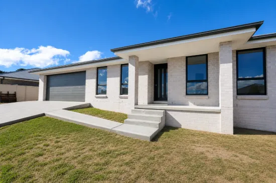 16 Jardine Drive, Eglinton, NSW 2795