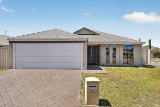16 Jims Crescent, Secret Harbour, WA 6173