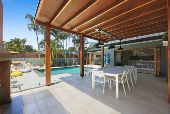 16 Joan Street, Burleigh Waters, Qld 4220