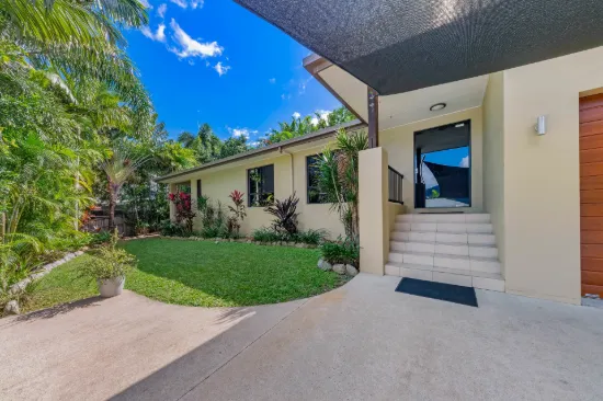 16 Johnswood Close, Cannonvale, Qld 4802