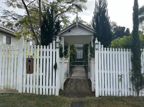16 King Street, Dinmore, Qld 4303