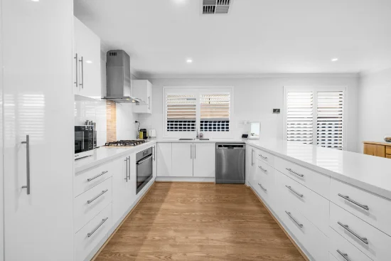 16 Korong Road, Golden Bay, WA 6174