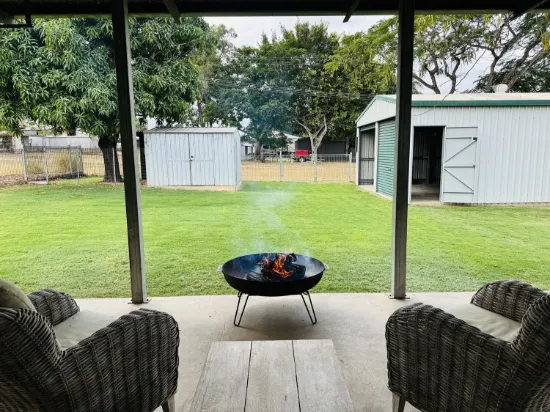 16 LAWRENCE Street, Moranbah, Qld 4744