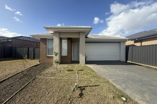 16 Legrange Crescent, Fraser Rise, Vic 3336