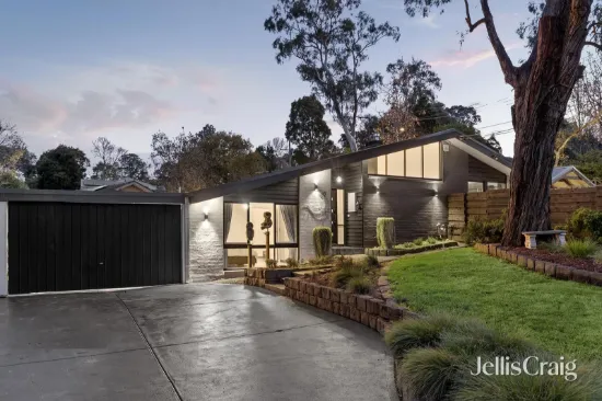 16 Long View Road, Croydon South, Vic 3136