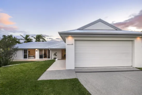 16 Mackay Place, Burleigh Waters, Qld 4220