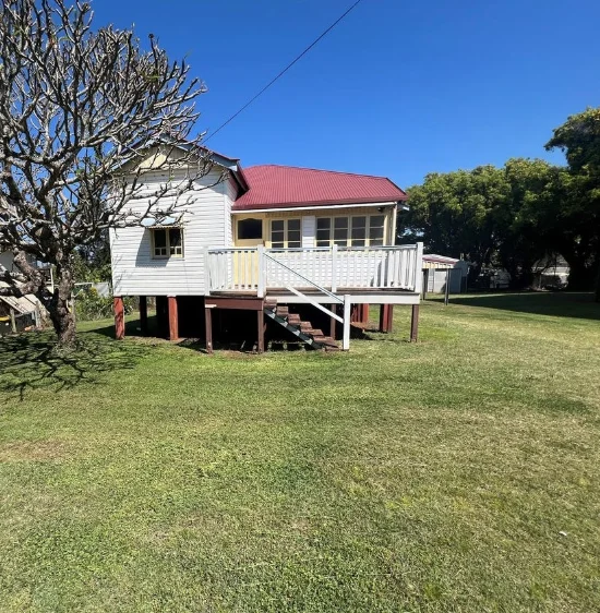 16 Macrossan Street, Childers, Qld 4660
