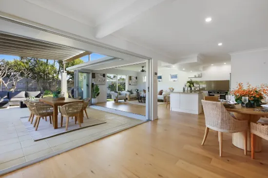 16 Manakin Avenue, Burleigh Waters, Qld 4220