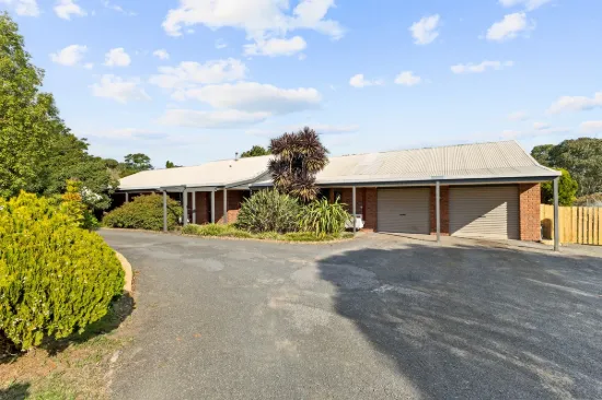 16 Matta Drive, Churchill, Vic 3842