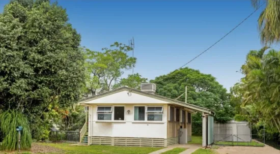 16 McArthur Street, Moura, Qld 4718