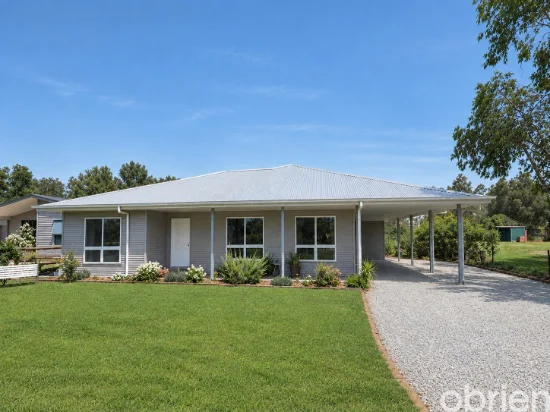 16 McEvoy Drive, Eldorado, Vic 3746