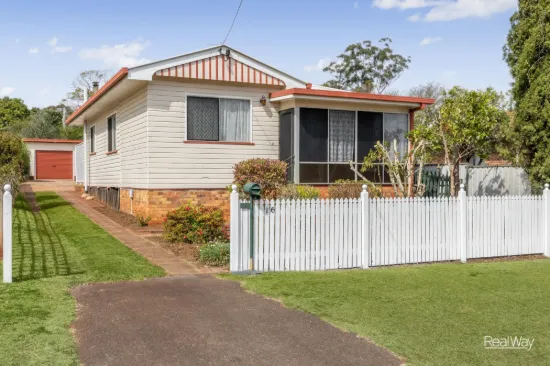 16 McIntyre Street, Centenary Heights, Qld 4350