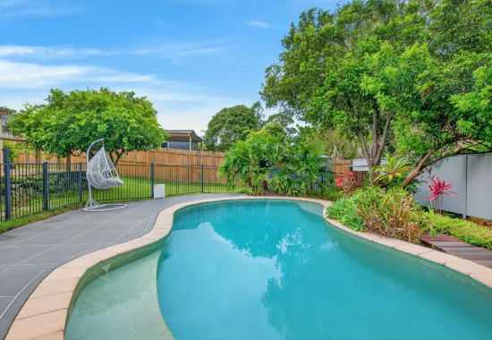 16 McTaggart Place, Carrara, Qld 4211