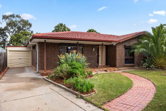 16 Middle Avenue, Paralowie, SA 5108