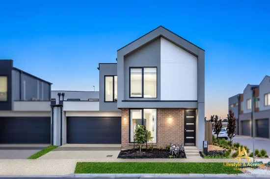 16 Middleborough Terrace, Clyde, Vic 3978