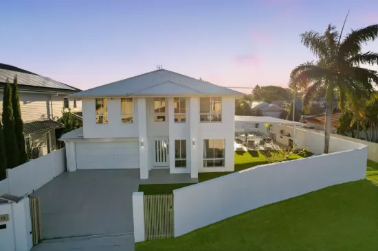 16 Montserrat Crt, Clear Island Waters, Qld 4226