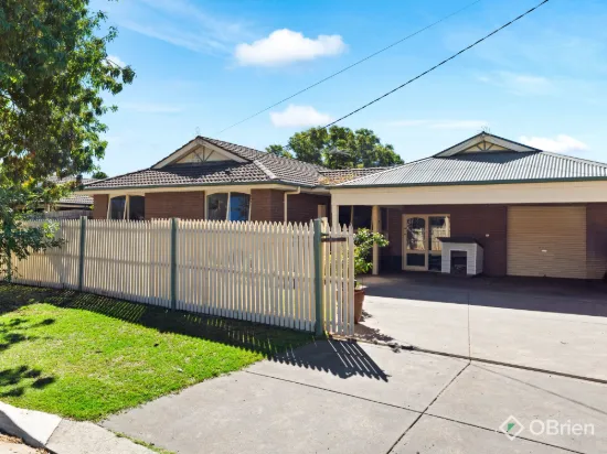16  Morrison Drive, Darley, Vic 3340