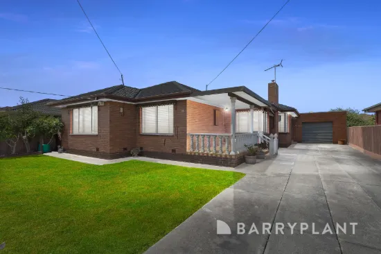 16 Mulhall Drive, St Albans, Vic 3021