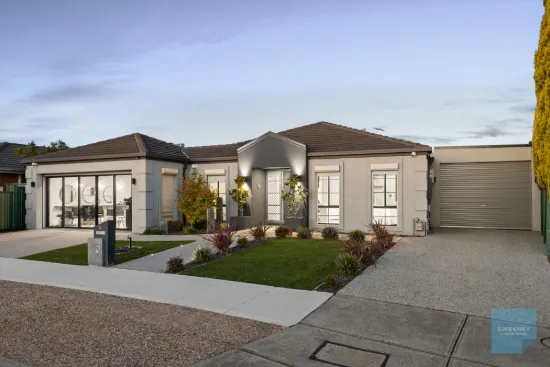 16 Niewand Avenue, Burnside, Vic 3023