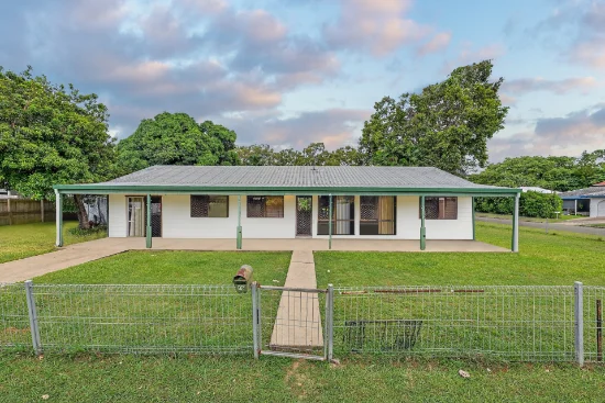 16 Paringa Street, Cranbrook, Qld 4814