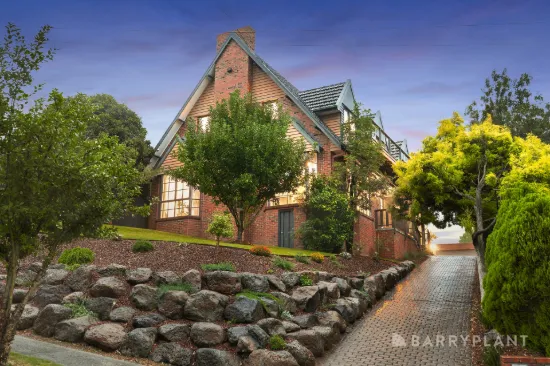 16 Parry Drive, Mooroolbark, Vic 3138
