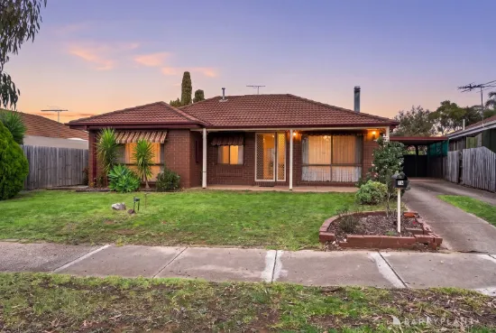 16 Pennyroyal Crescent, Kurunjang, Vic 3337