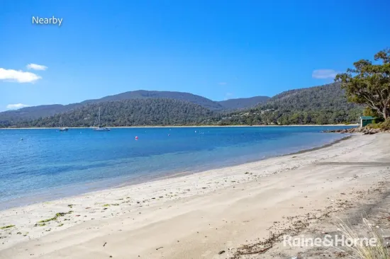 16 Peppermint Drive, White Beach, Tas 7184