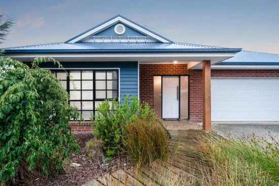 16 Pickworth Drive, Leopold, Vic 3224