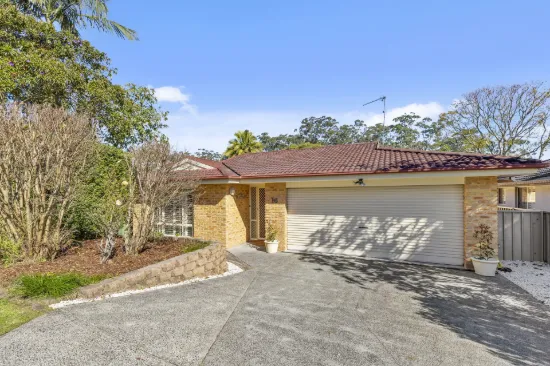 16 Pineridge Close, Lisarow, NSW 2250