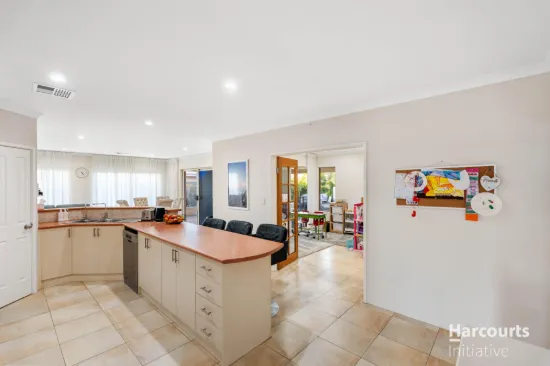 16 Pirianda Way, Aveley, WA 6069-Image