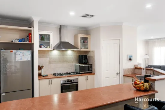 16 Pirianda Way, Aveley, WA 6069-Image