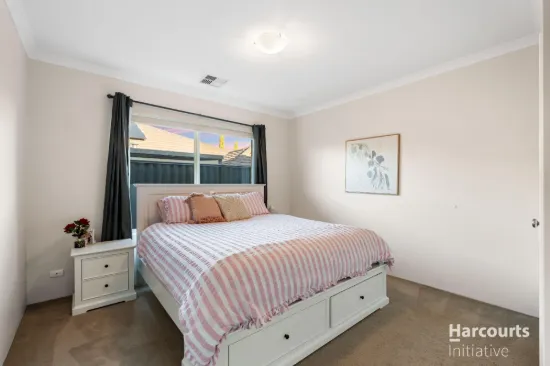 16 Pirianda Way, Aveley, WA 6069-Image