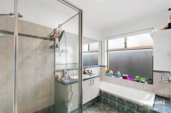 16 Pirianda Way, Aveley, WA 6069-Image