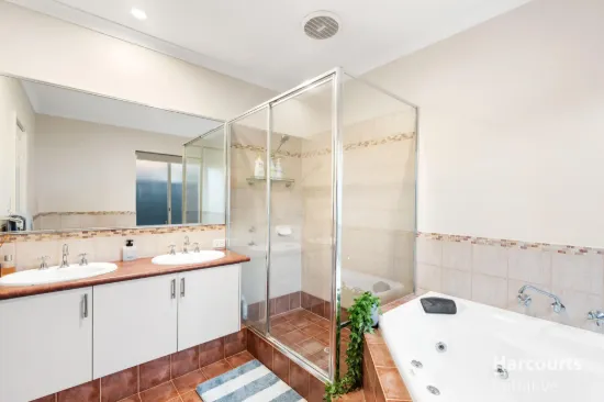 16 Pirianda Way, Aveley, WA 6069-Image