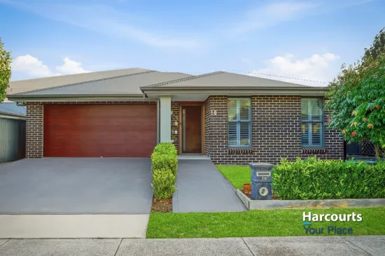 16 Private Circuit, Jordan Springs, NSW 2747