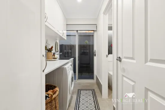 16 Pyrenees Parkway, Baldivis, WA 6171-Image