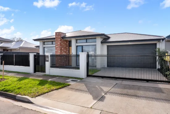 16 Raymond Avenue, Seaton, SA 5023