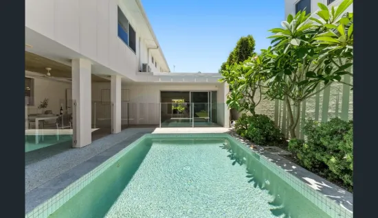 16 Santa Monica Road, Miami, Qld 4220