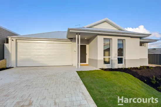16 Sarasota Loop, Madora Bay, WA 6210