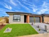 16 Shackell St, Weir Views, Vic 3338
