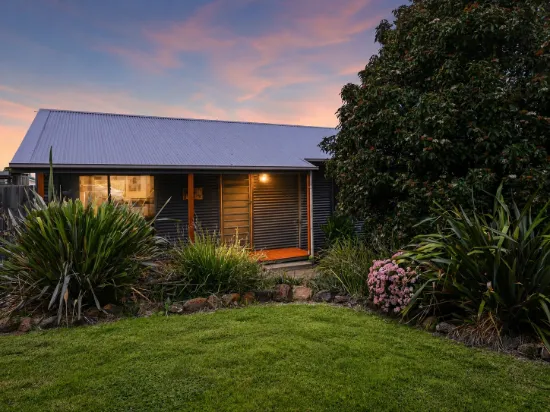 16 Shea Street, Bacchus Marsh, Vic 3340