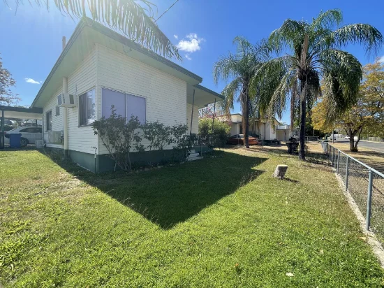 16 Shirley Street, Moura, Qld 4718