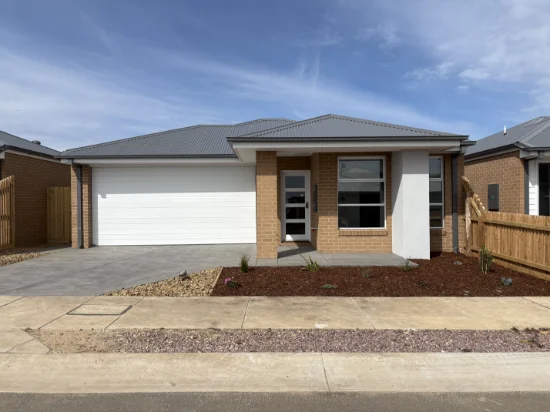 16 Skyline Avenue, Warrnambool, Vic 3280 - For Rent