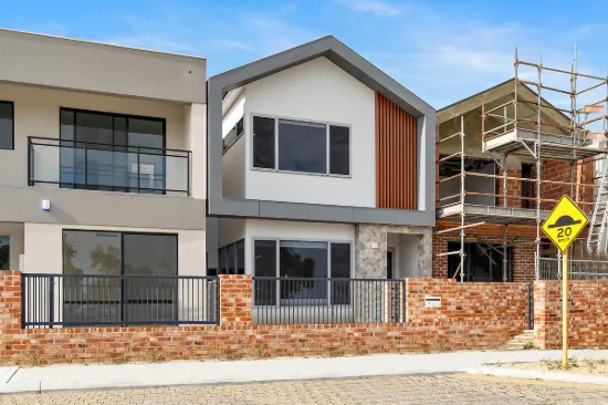 16 Solstice Way, Treeby, WA 6164