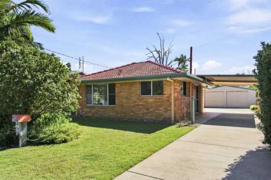 16 Sorrento Ave, Coolum Beach, Qld 4573