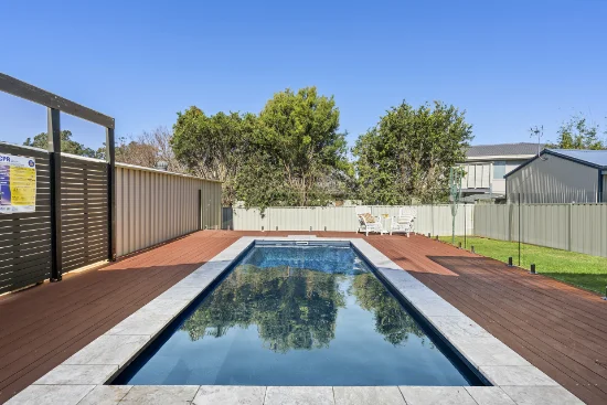 16 South Kiama Drive, Kiama Heights, NSW 2533